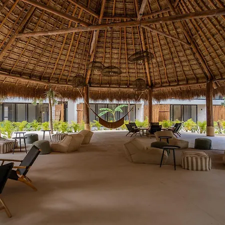 Tropical 2 Bedroom | Private Balcony & Rooftop | Casago