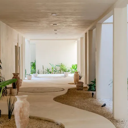 Tropical 2 Bedroom | Private Balcony & Rooftop | Casago Holiday home Tulum