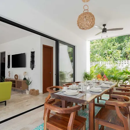 Apartamento Casa Laura - - Private Townhome For 6 Guest - 3 Bedrooms - 5 Beds- Restaurant Walking Distance