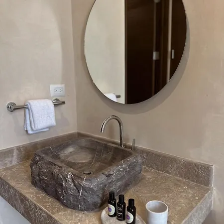 Apartment 1 Bedroom Ophelia 320