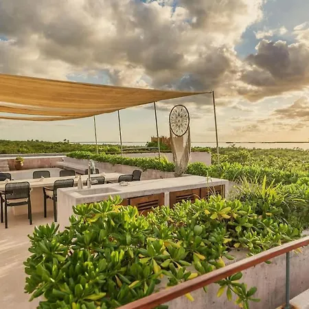 Design Award House With Sky Pool Ocean Views Holiday home *