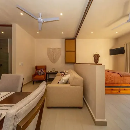 1 Bedroom With Rooftop Pool In Jungle At Paraiso Apartment *