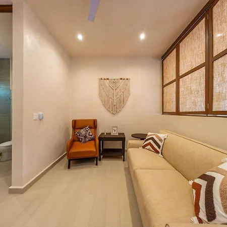 Apartment 1 Bedroom With Rooftop Pool In Jungle At Paraiso *