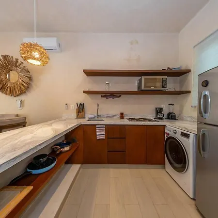 Apartment 1 Bedroom With Rooftop Pool In Jungle At Paraiso *