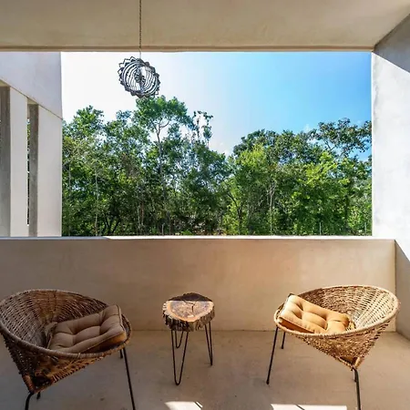 1 Bedroom With Rooftop Pool In Jungle At Paraiso Apartment