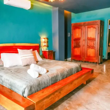 Hideaway With Rooftop Pool Bliss-king Bed * Tulum