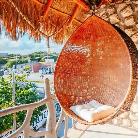 Opulent Retreat Corner Balcony Poolside Apartment