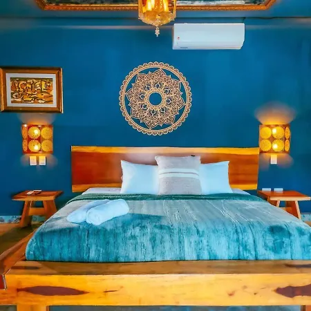 Apartment Bohemian Bliss In The Heart Of