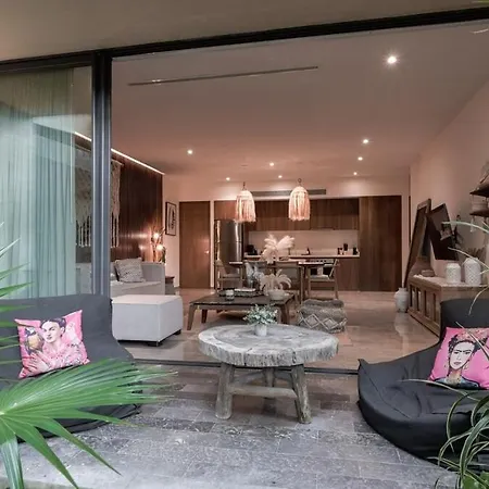 Boho-luxe 2br Garden&plunge Pool Apartment