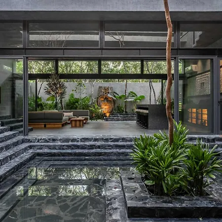 Jungle Mansion Rooftop Pool With Event Space *