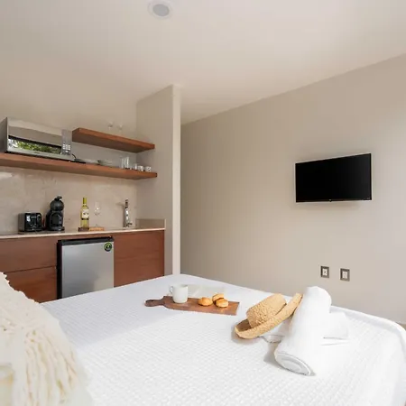 Apartment Phimai & Infinity Pool, Fast Wifi, Nespresso & Netflix Tulum