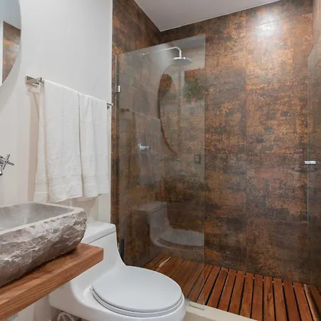Apartment Phimai & Infinity Pool, Fast Wifi, Nespresso & Netflix Tulum