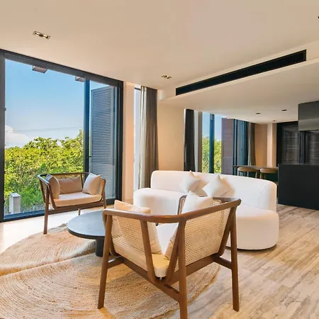 Front Luxury In *