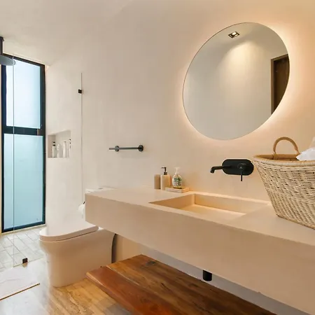 Front Luxury In