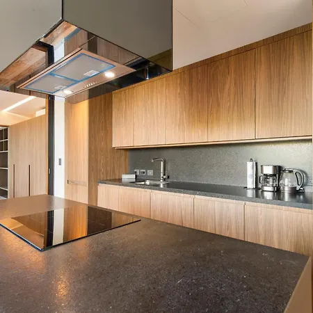 Front Luxury In Apartamento
