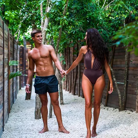 Vita Tulum