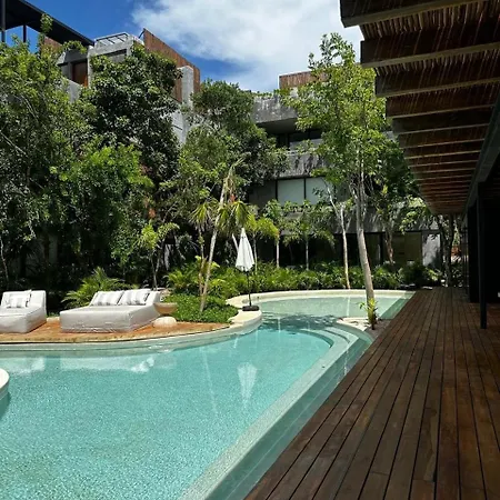 2br 101 -3 Pools & Rooftop - Stone Oven Apartment