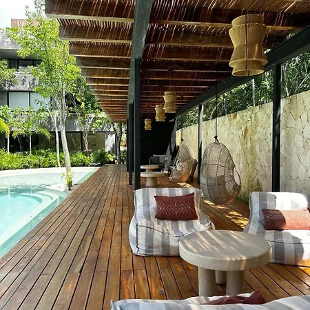 Apartment 2br 101 -3 Pools & Rooftop - Stone Oven *