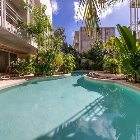 Holiday home Jungle Chic King With Pool *