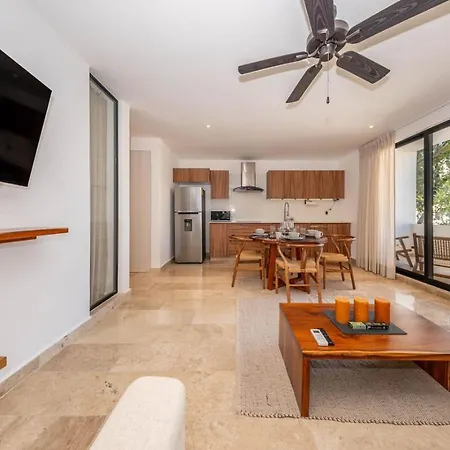 Lux 1 Bd King With Private Pool In Aldea Zama *