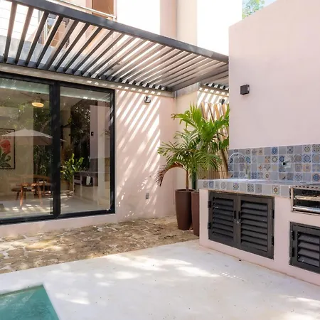 The Hibiscus House Tulum