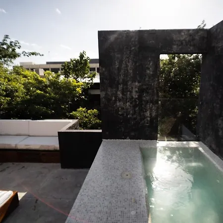 Spacious Luxury Villa, 3 Private Pools + Rooftop * Tulum