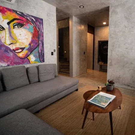 Spacious Luxury Villa, 3 Private Pools + Rooftop Villa Tulum