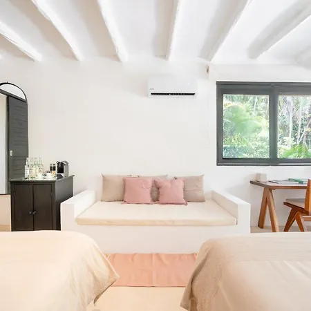 Casa Gitano Hotel 4*