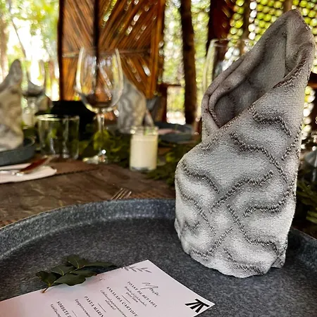 Kuun Taak Tulum