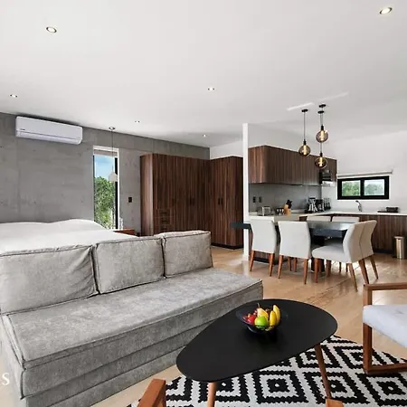 2 Bedroom With Spacious Loft Close From Zone Сasa de vacaciones Tulum
