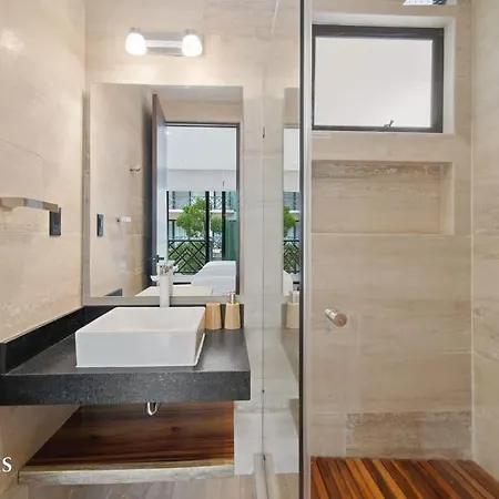 2 Bedroom With Spacious Loft Close From Zone Сasa de vacaciones