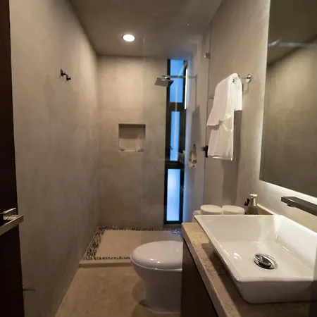 Design Luxury 12br Trio Villas, 6 Private Pools & 3 Rooftops, 32 Pax, Near Tulum