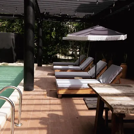 Villa Design Luxury 12br Trio Villas, 6 Private Pools & 3 Rooftops, 32 Pax, Near