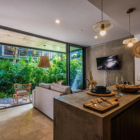 Serene Hideaway With Cenotes Apartment