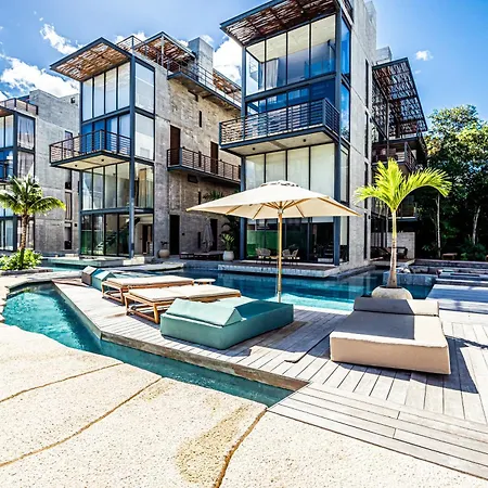 Serene Hideaway With Cenotes Apartment