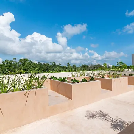 Apartment Escape To Nature, Pool, Jacuzzi, Gym & Yoga Space *