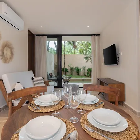 Escape To Nature, Pool, Jacuzzi, Gym & Yoga Space * Tulum