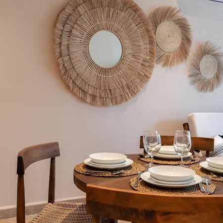 Escape To Nature, Pool, Jacuzzi, Gym & Yoga Space Apartment