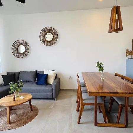 3 Bedroom Jungle - Private Pool - La Veleta Apartment