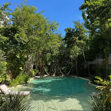 3 Bedroom Jungle - Private Pool - La Veleta Apartment *
