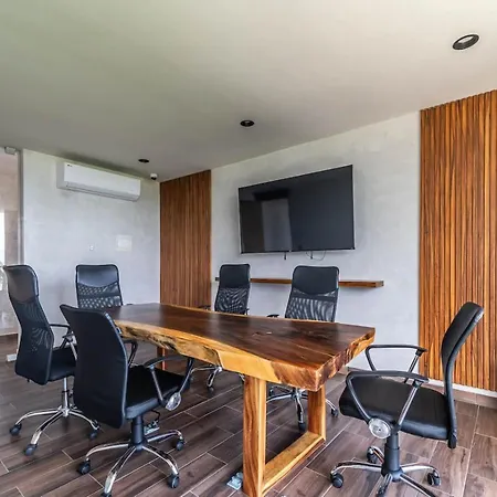 Apartment 2 Bedroom With Direct Walk-out To Pool, Sauna, And Gym