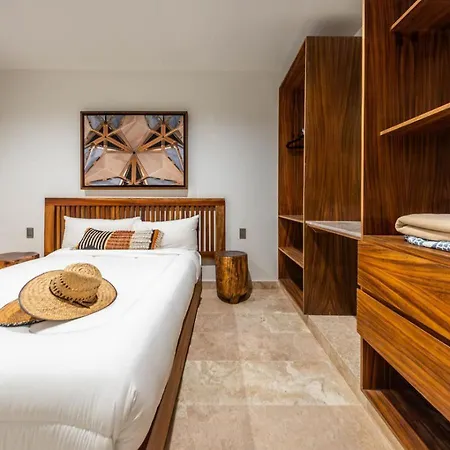 2 Bedroom With Direct Walk-out To Pool, Sauna, And Gym Apartment Tulum
