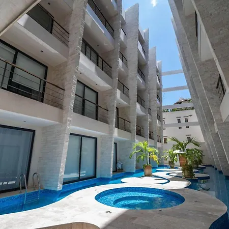 2 Bedroom With Direct Walk-out To Pool, Sauna, And Gym Tulum
