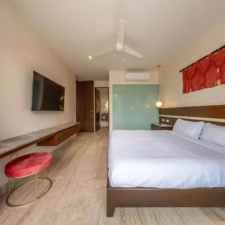 Holiday home Lux 2br With Rooftop Pool And Close To *