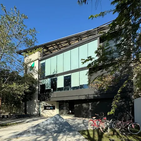 Starfit Boutique Beachclub, & Gym Included Hotel