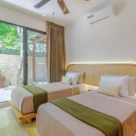 Apartment Private Hot Tub, Scooters, Pool, Outdoor Cinema, 750 Mb *