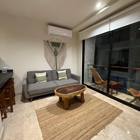 Akua 17 2br Rooftop Pool & Gym