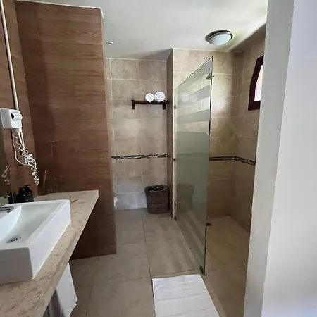 Hotel Mia 3*