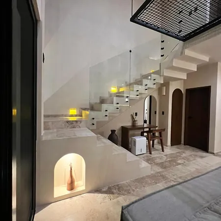 Beautiful Jungle Loft, Private Pool And 500mb Wifi *