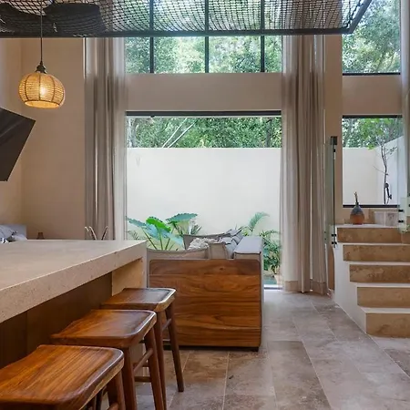Beautiful Jungle Loft, Private Pool And 500mb Wifi *